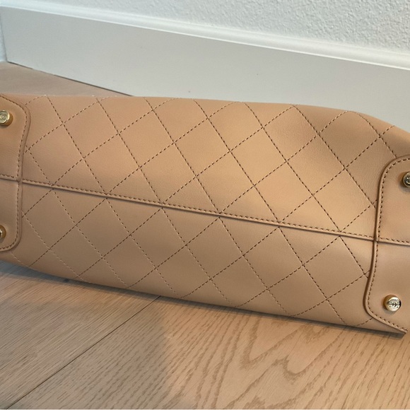 💕Chanel Blush Petite Shopping Tote Spring 2021💕 - Picture 5 of 6